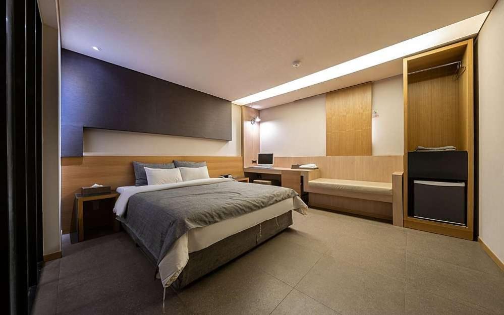 Boutique Hotel K-Oido Siheung Exterior photo