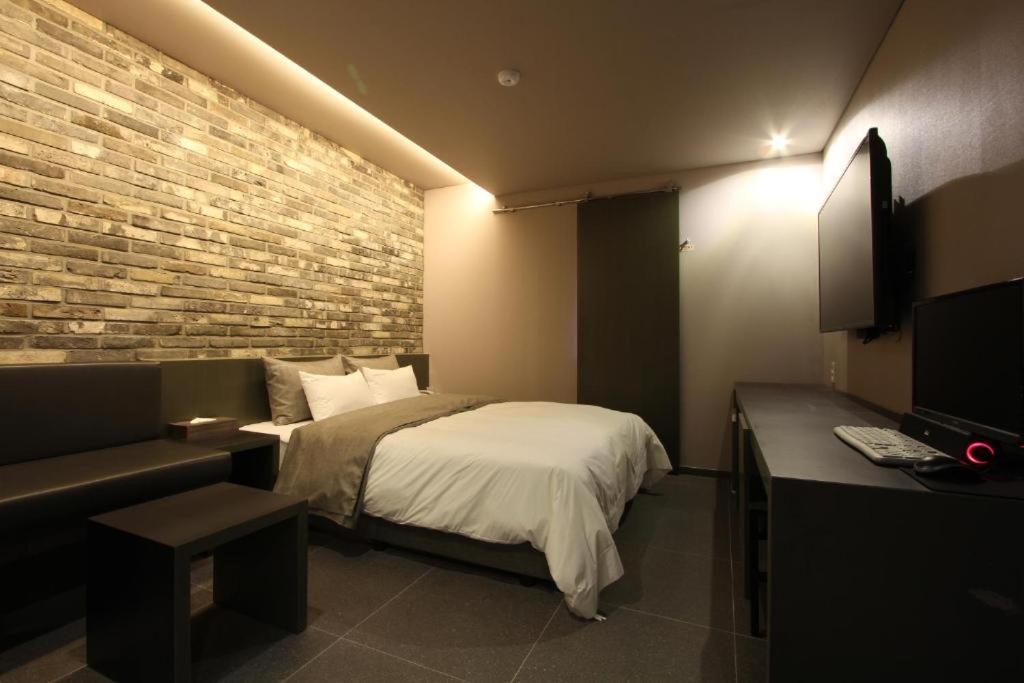 Boutique Hotel K-Oido Siheung Exterior photo