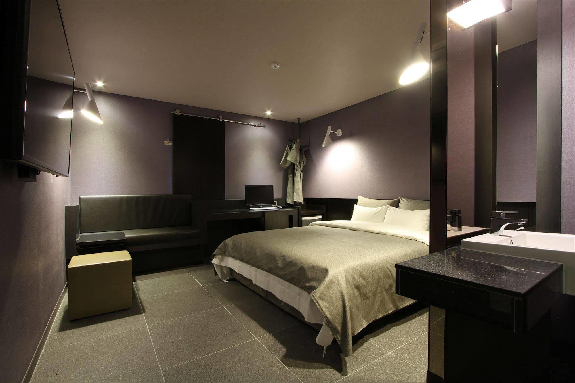 Boutique Hotel K-Oido Siheung Exterior photo